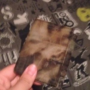 Camo wallet